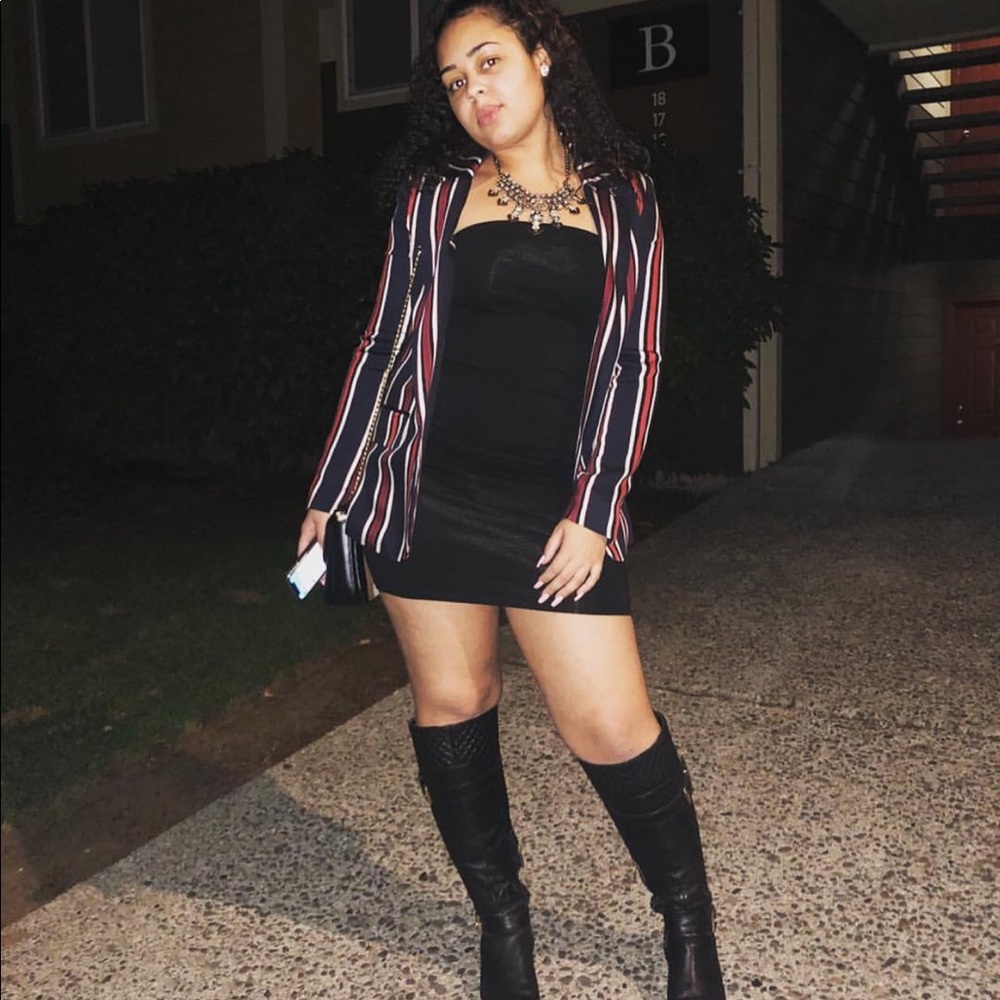 Cute Blazer! 🖤❤️